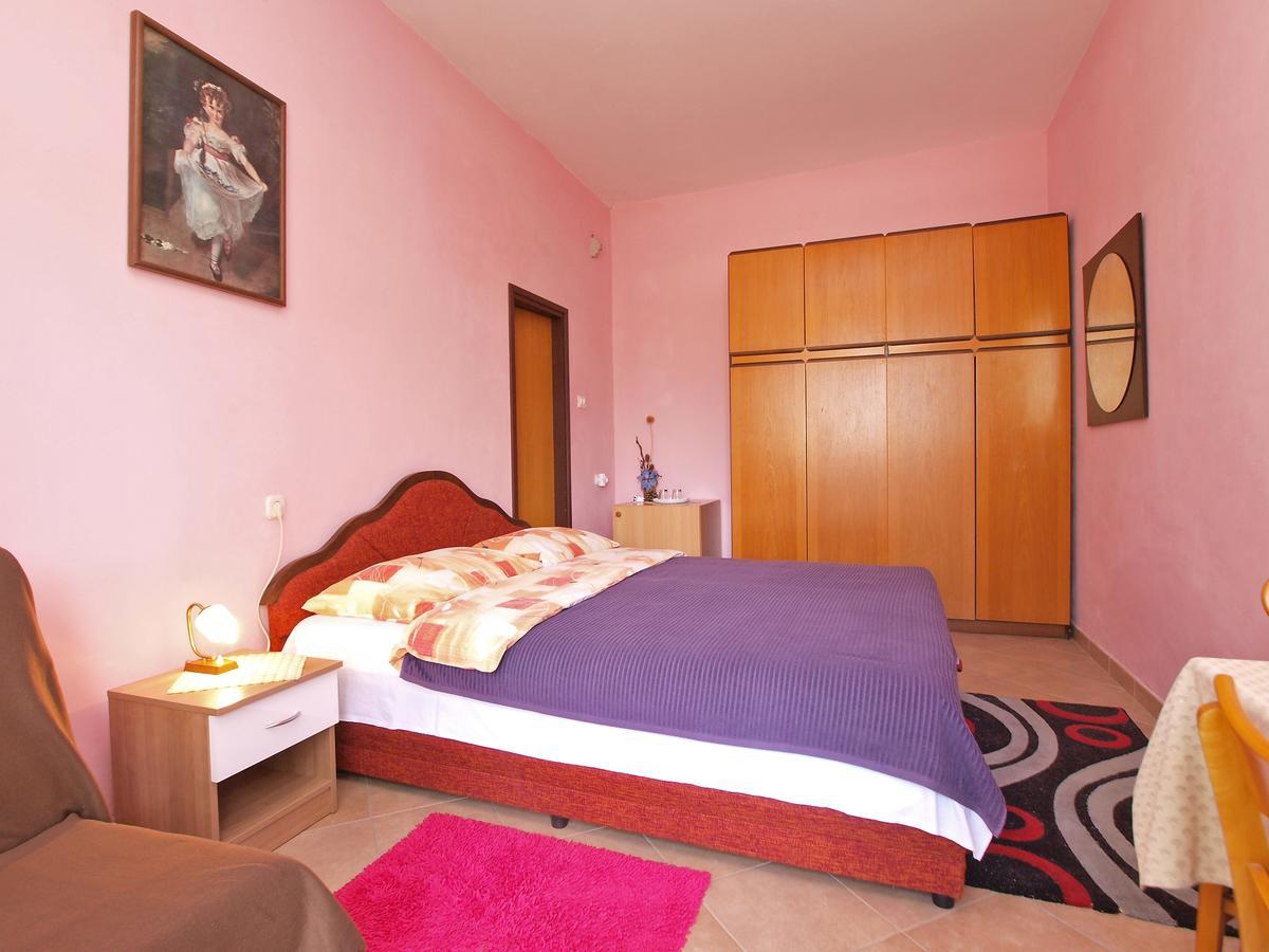 Apartments Ana Rovinj Eksteriør billede